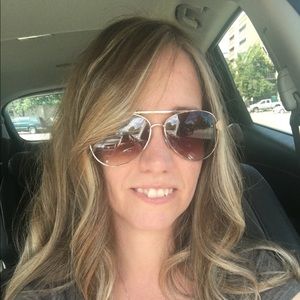 Meet your Posher, Marie